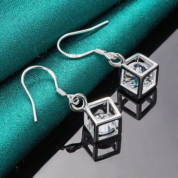 925 Sterling Silver Cube Dangle Drp Earrings Crystal Charm Dainty Classic Square - Picture 1 of 5